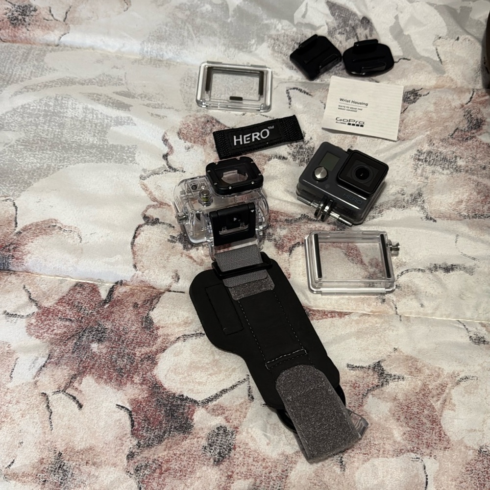 GoPro HERO Action Camcorder 1080p30 FPS - HWBL1 CHDHA-301 with Accessories